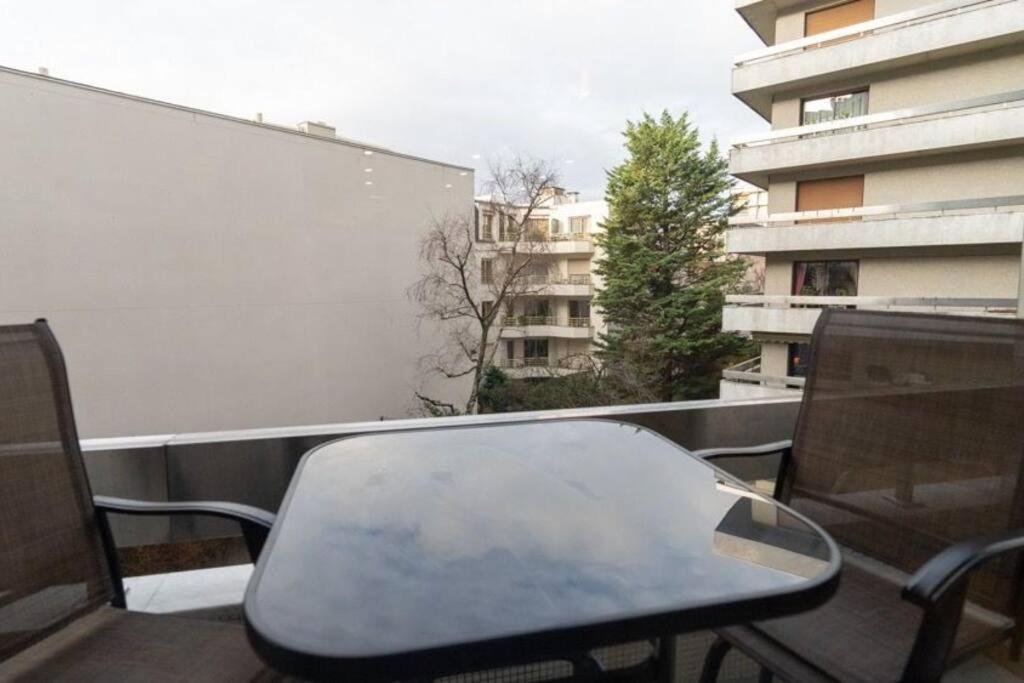 Appartamento Coeur 16eme, Standing Et Calme Parigi